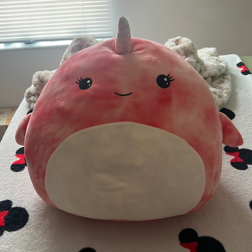 Amiah Narwhal squishmallow
